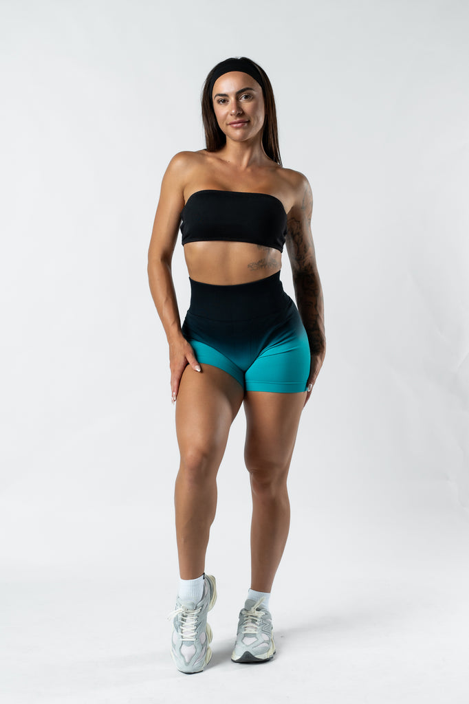 OMBRÉ SCRUNCH SHORTS - TEAL & BLACK