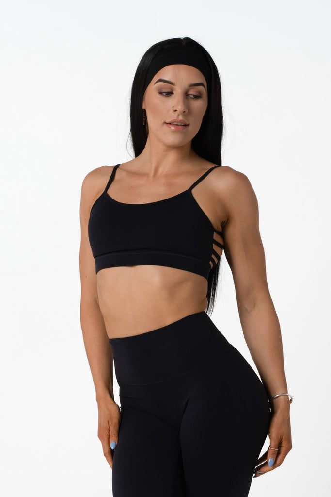 STAPLES V2 NEW ERA SPORTS BRA - BLACK